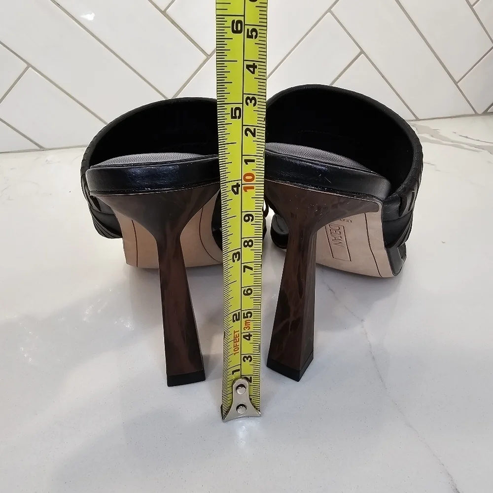 Delta Kelsea Heels Women's Size 7.5 Black Square Toe Stiletto Classic